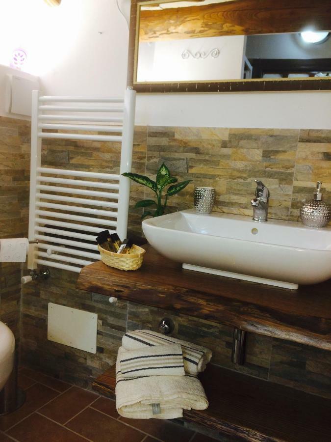 Mansarda Degli Ulivi Apartment Rigomagno Екстериор снимка